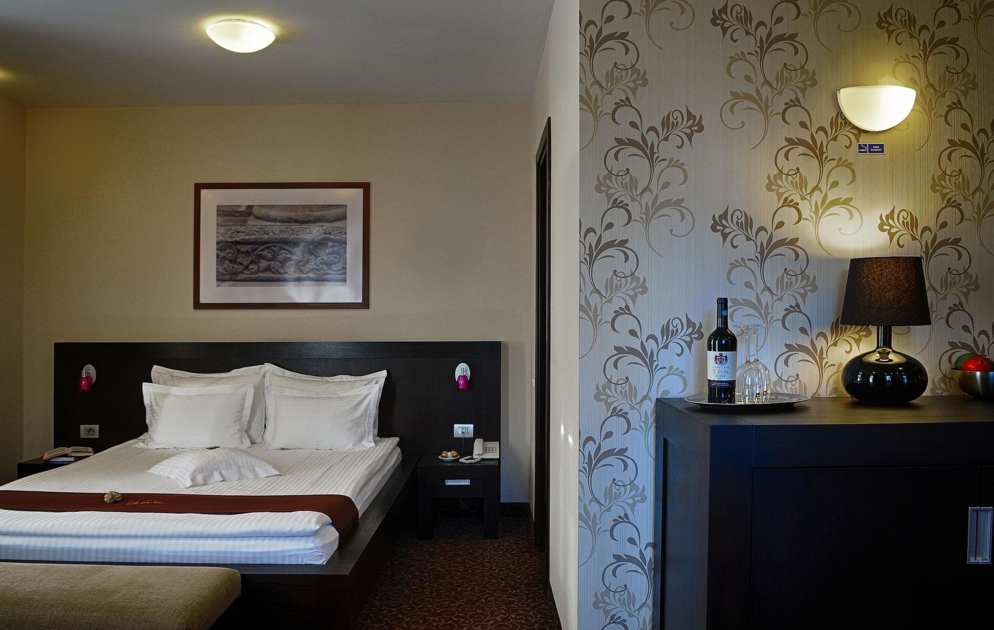 Hotel Cherica Constanta Luaran gambar