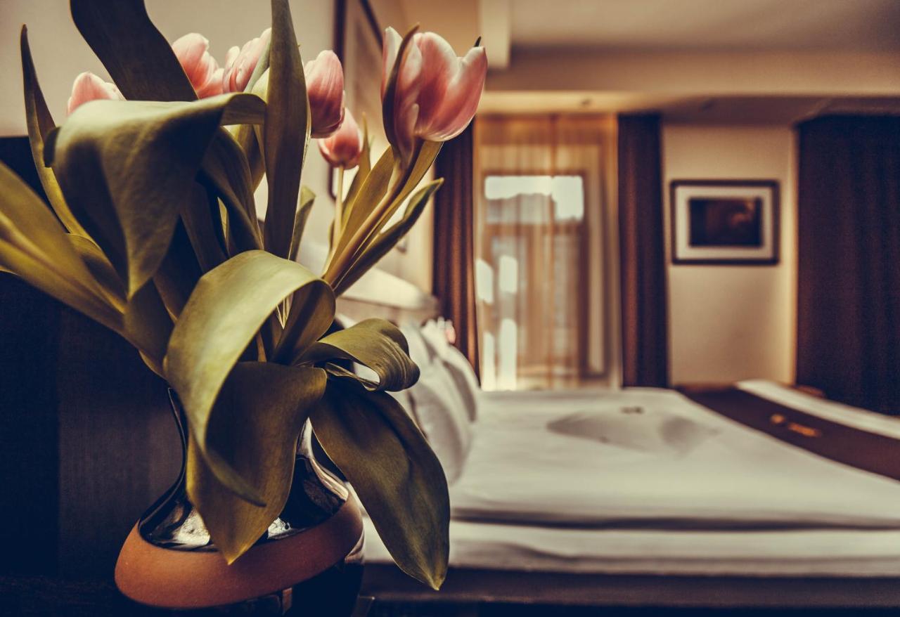 Hotel Cherica Constanta Luaran gambar