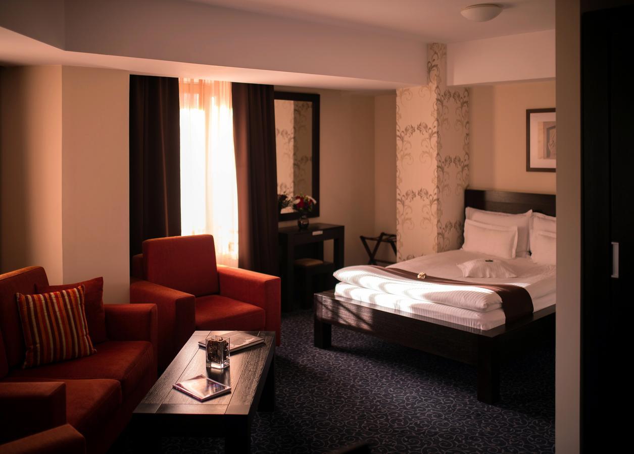 Hotel Cherica Constanta Luaran gambar