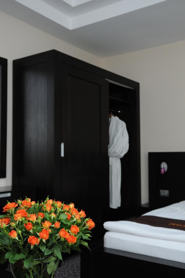 Hotel Cherica Constanta Luaran gambar
