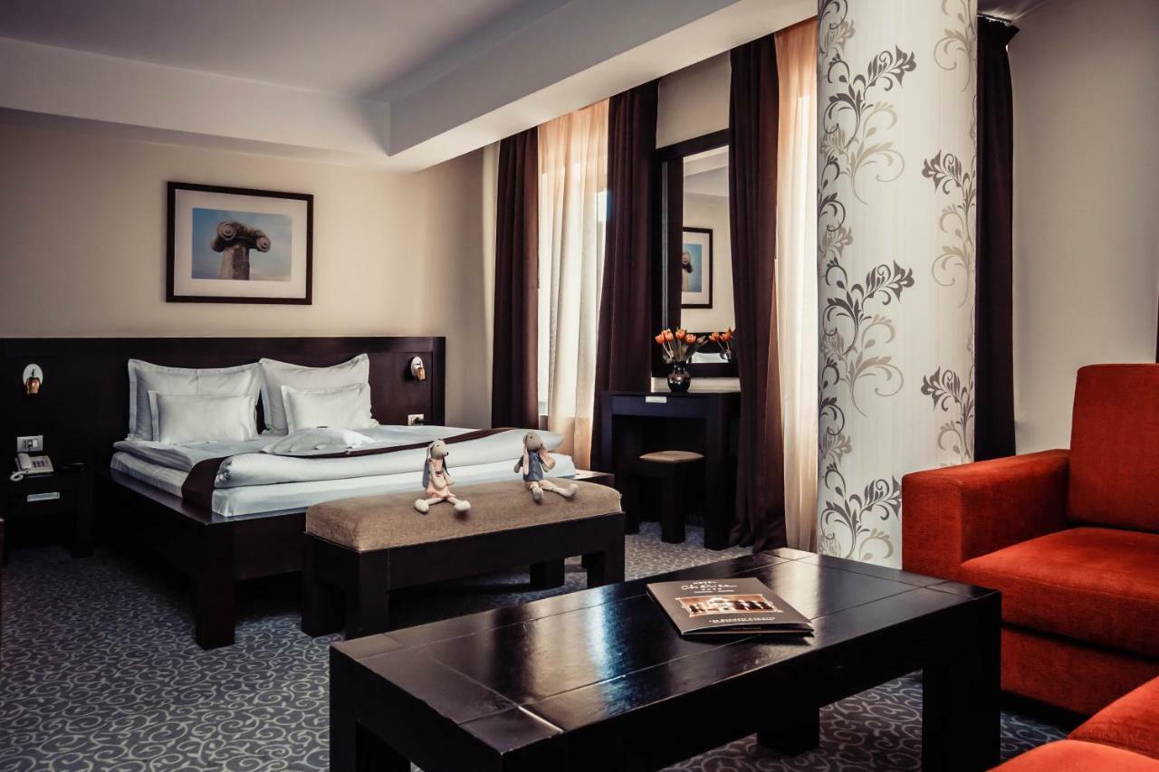 Hotel Cherica Constanta Luaran gambar